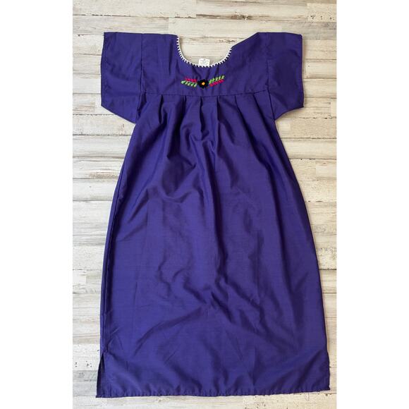 Girls Purple Embroidered Dress - Size 10 - Excellent Condition - Picture 3 of 3